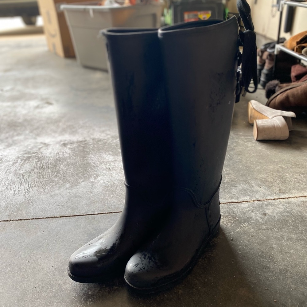Coach Tristee Signature Matte Black Rainboots size 8